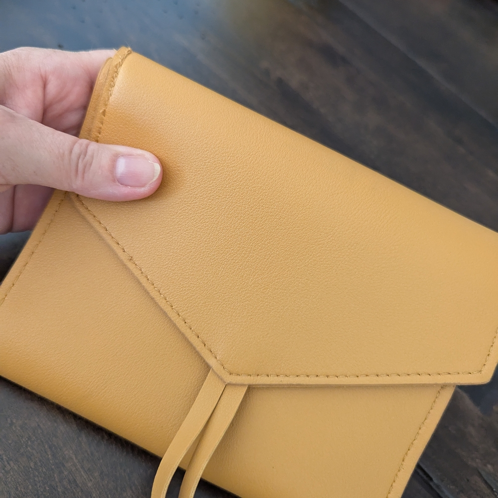 Chic Camel Clutch for Women